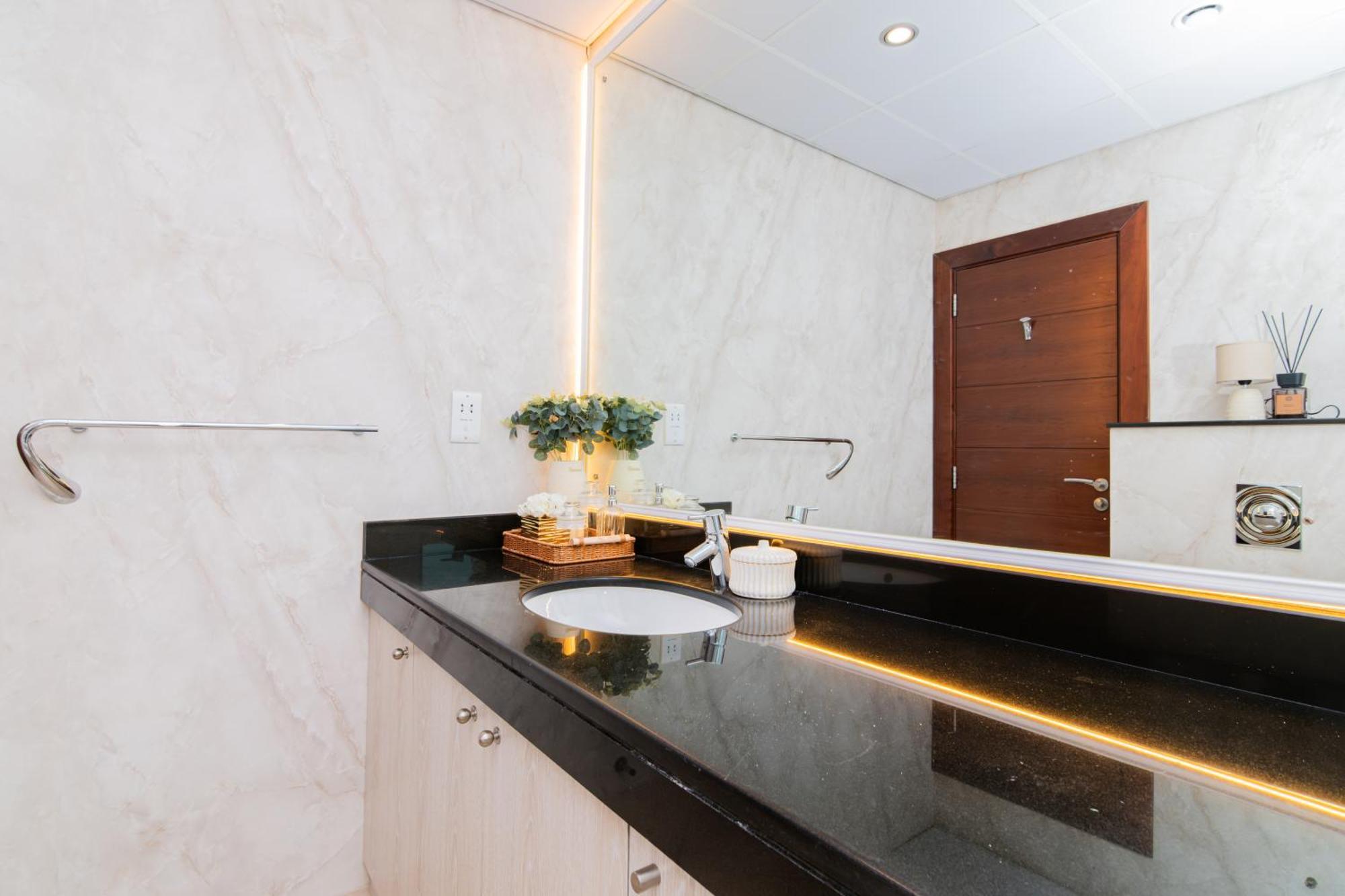 Dubai Marina,Jbr -Luxurious 2 Bedroom King Suite Ngoại thất bức ảnh